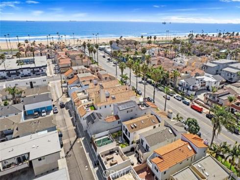 222 17th Street, Huntington Beach, CA