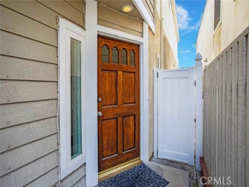 222  17th   Street, Huntington Beach, CA