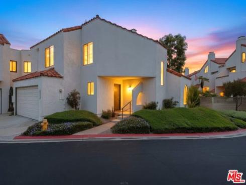 4225  Andros   Circle, Huntington Beach, CA