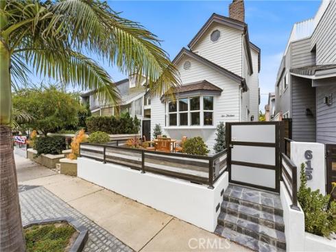 613 9th , Huntington Beach, CA