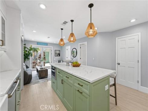 613 9th , Huntington Beach, CA