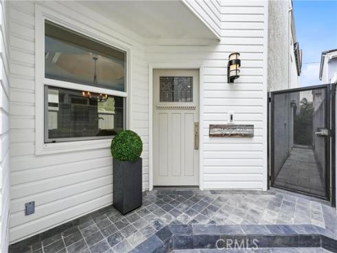 613 9th , Huntington Beach, CA
