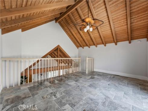 613 9th , Huntington Beach, CA
