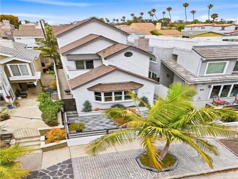 613 9th , Huntington Beach, CA