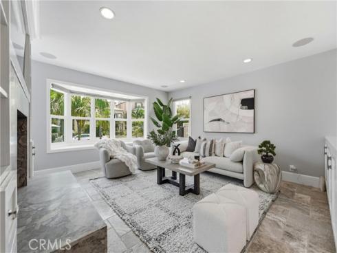 613 9th , Huntington Beach, CA