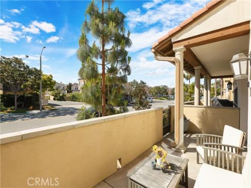 19239 Tideline Court, Huntington Beach, CA