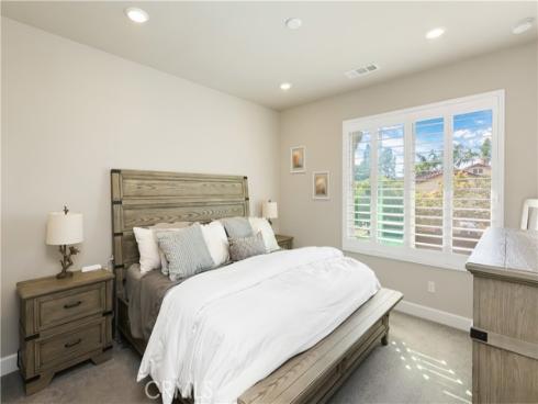 19239 Tideline Court, Huntington Beach, CA