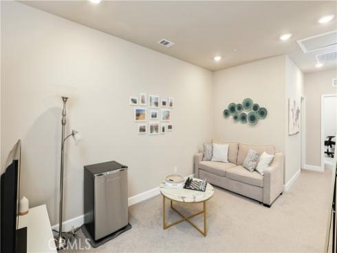 19239 Tideline Court, Huntington Beach, CA