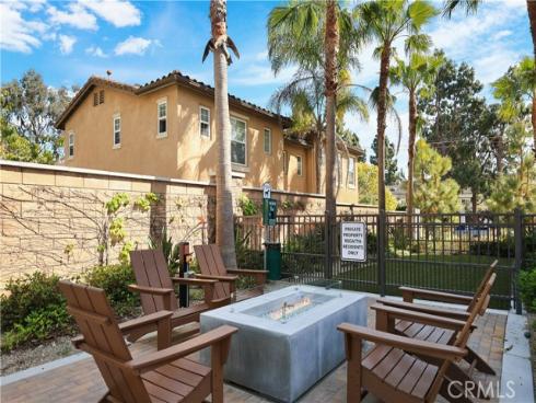 19239 Tideline Court, Huntington Beach, CA