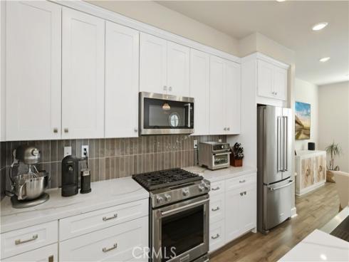 19239 Tideline Court, Huntington Beach, CA