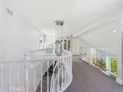 19545 Woodlands Dr , Huntington Beach, CA