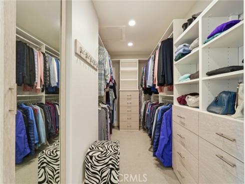 19545 Woodlands Dr , Huntington Beach, CA