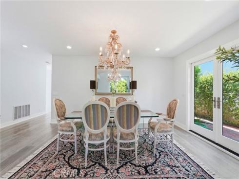 19545 Woodlands Dr , Huntington Beach, CA