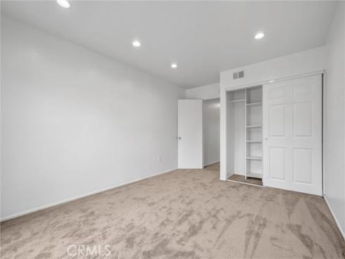 4526  Heil  , Huntington Beach, CA