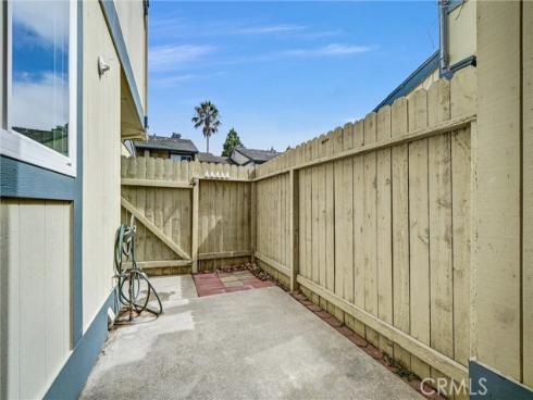 4526  Heil  , Huntington Beach, CA
