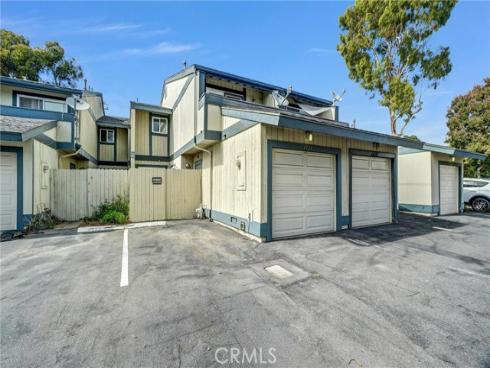 4526  Heil  , Huntington Beach, CA