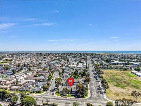 4526  Heil  , Huntington Beach, CA