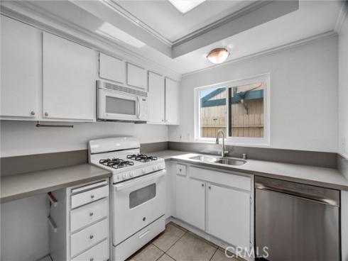 4526  Heil  , Huntington Beach, CA