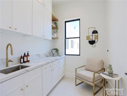 111 9th , Huntington Beach, CA