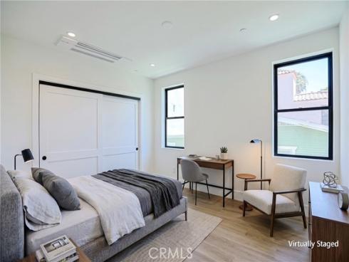111 9th , Huntington Beach, CA
