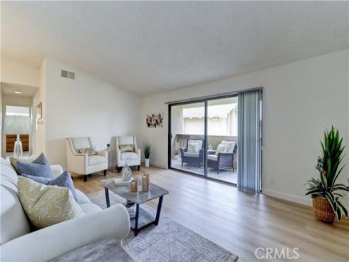 8877 Lauderdale 210-G Court, Huntington Beach, CA