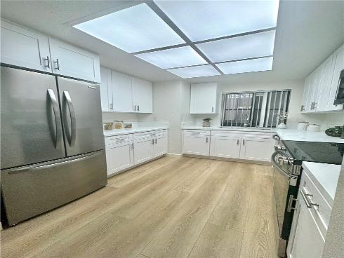 8877 Lauderdale 210-G Court, Huntington Beach, CA