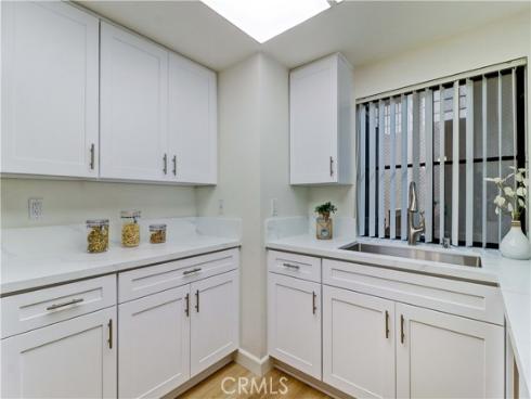 8877 Lauderdale 210-G Court, Huntington Beach, CA
