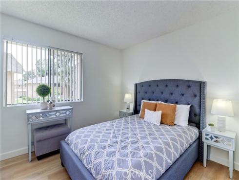 8877 Lauderdale 210-G Court, Huntington Beach, CA