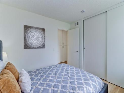 8877 Lauderdale 210-G Court, Huntington Beach, CA
