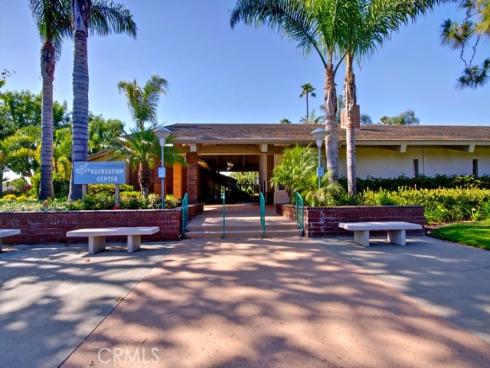8877 Lauderdale 210-G Court, Huntington Beach, CA