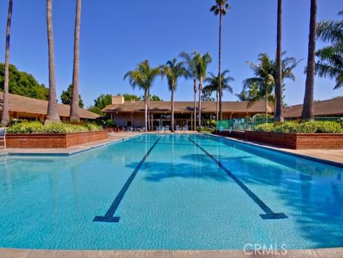 8877 Lauderdale 210-G Court, Huntington Beach, CA