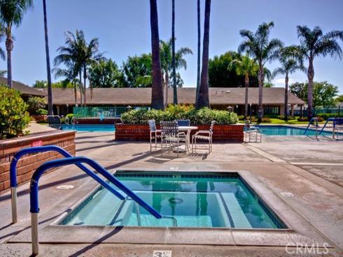 8877 Lauderdale 210-G Court, Huntington Beach, CA
