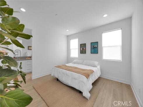 17544  Cameron  102 , Huntington Beach, CA