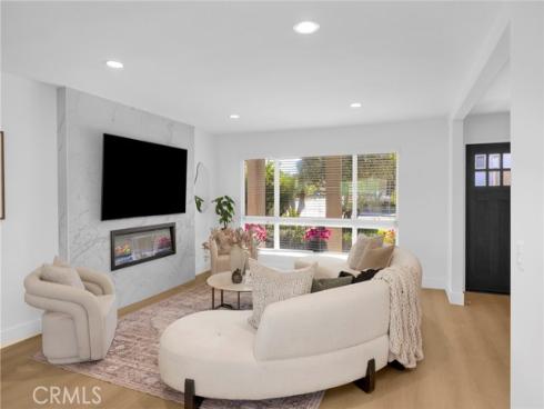 15662  Dawson  , Huntington Beach, CA