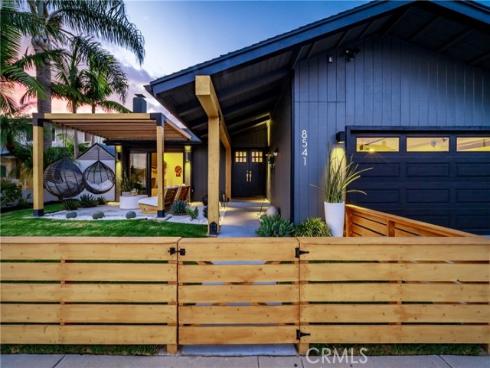 8541 Kelso Drive, Huntington Beach, CA