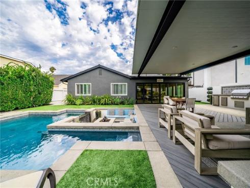 8541 Kelso Drive, Huntington Beach, CA