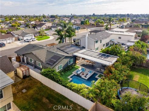 8541 Kelso Drive, Huntington Beach, CA