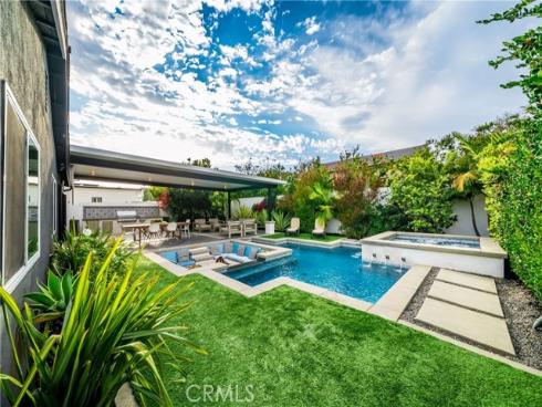 8541 Kelso Drive, Huntington Beach, CA