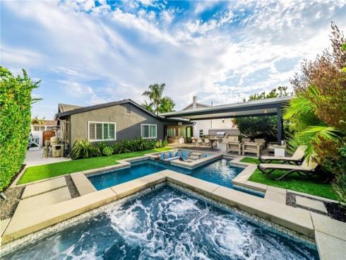 8541 Kelso Drive, Huntington Beach, CA