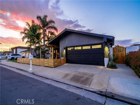 8541 Kelso Drive, Huntington Beach, CA