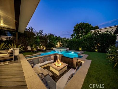 8541 Kelso Drive, Huntington Beach, CA
