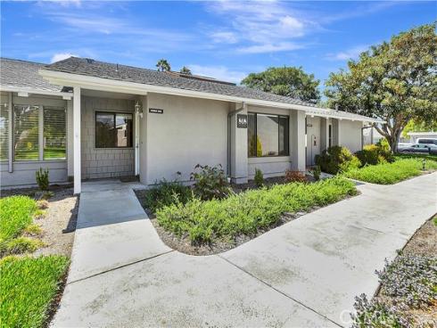 8566 Larkhall 808-B Circle, Huntington Beach, CA