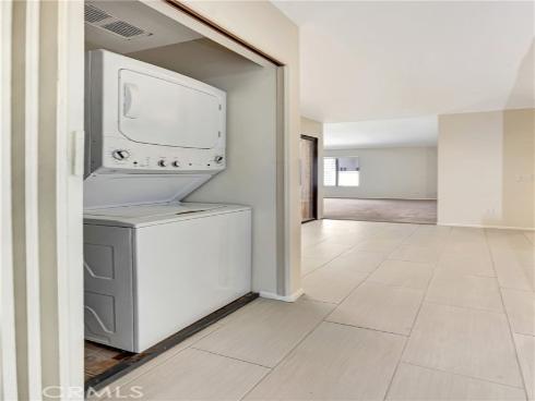 8566 Larkhall 808-B Circle, Huntington Beach, CA