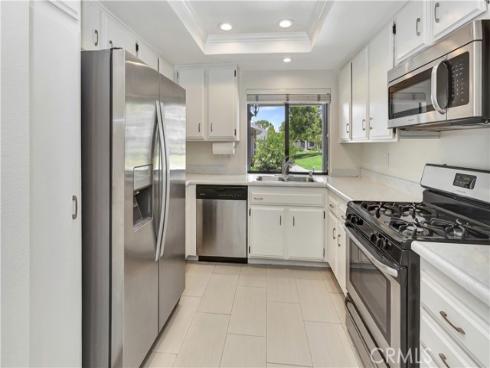 8566 Larkhall 808-B Circle, Huntington Beach, CA