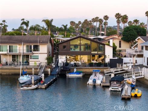 16861  Edgewater  , Huntington Beach, CA