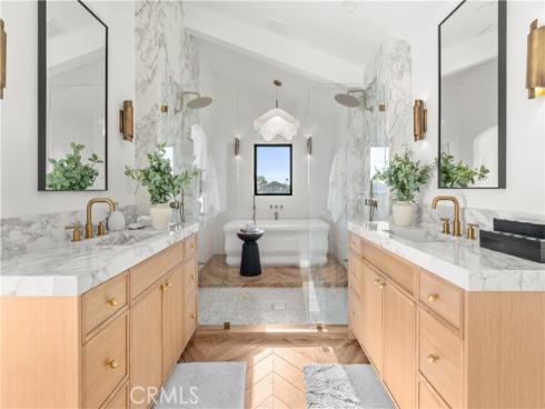 16861  Edgewater  , Huntington Beach, CA