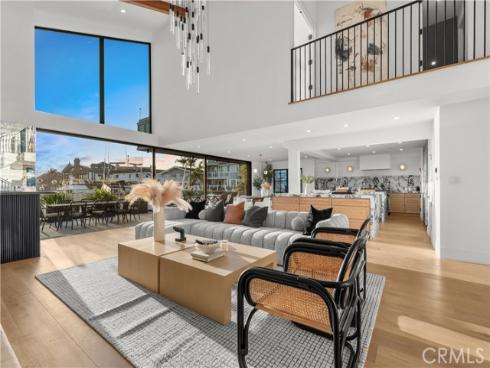 16861  Edgewater  , Huntington Beach, CA