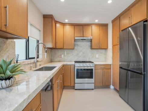 8711 Larkport Drive, Huntington Beach, CA