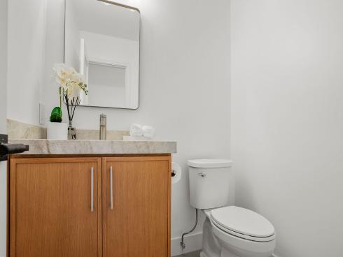 8711 Larkport Drive, Huntington Beach, CA