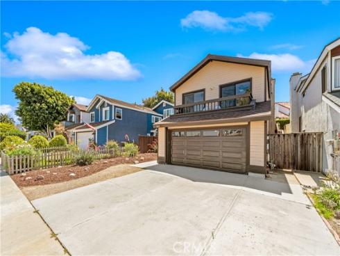 1407 Lakeside , Huntington Beach, CA